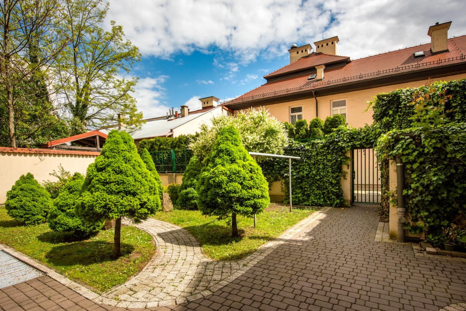 St Florian Apartments كراكوفيا المظهر الخارجي الصورة